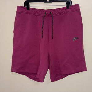 Nike Sportswear Tech Fleece Shorts Rosewood Maroon Black CU4503-653 Men's XL NEW